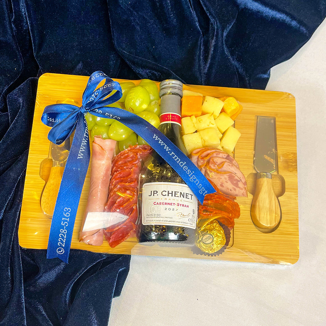 Tabla con vino