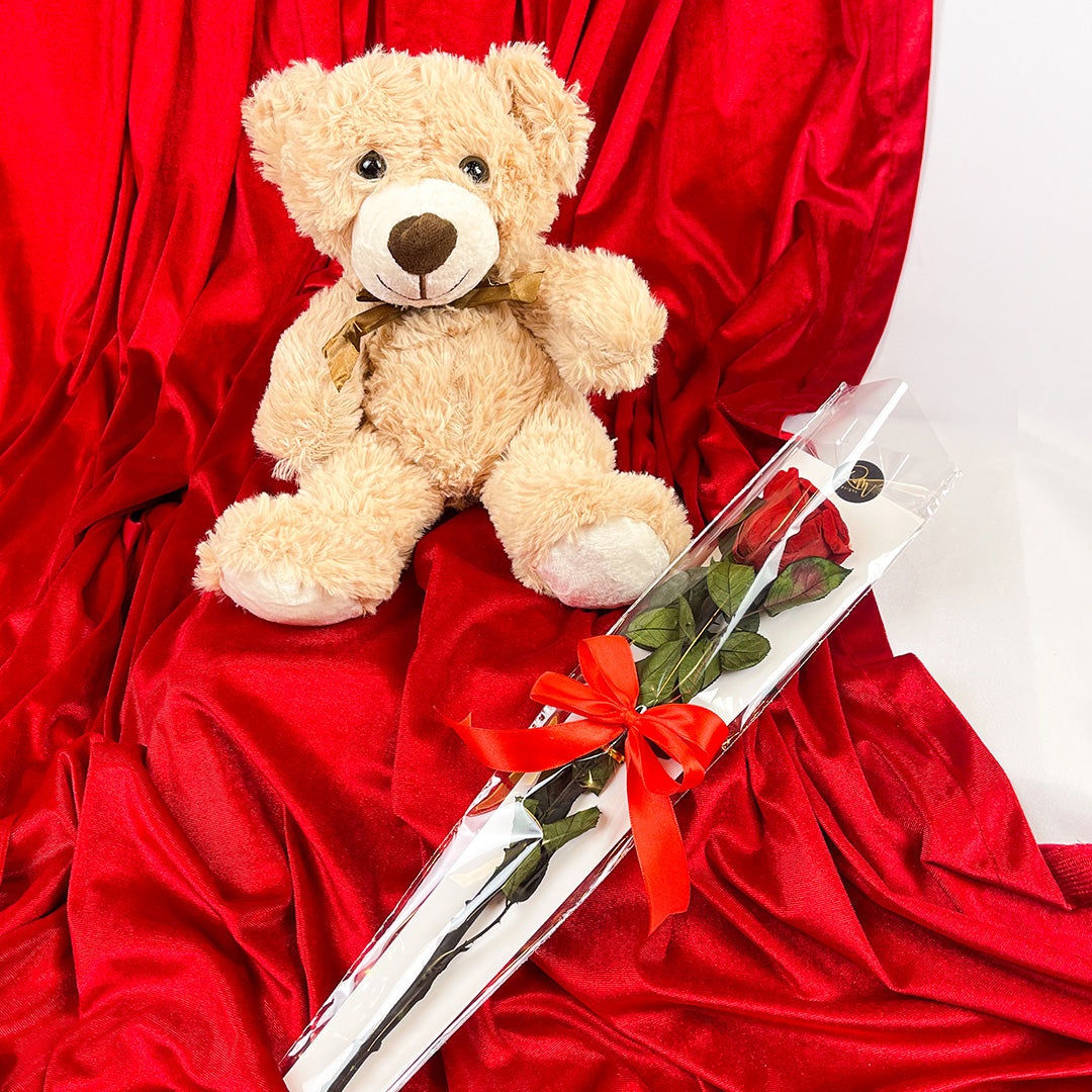 Oso y rosa preservada