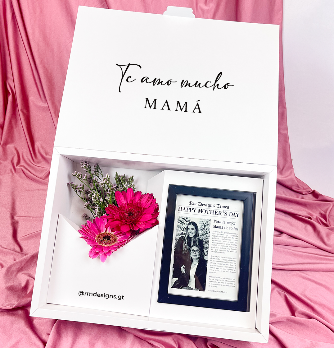 Flores y marco en caja