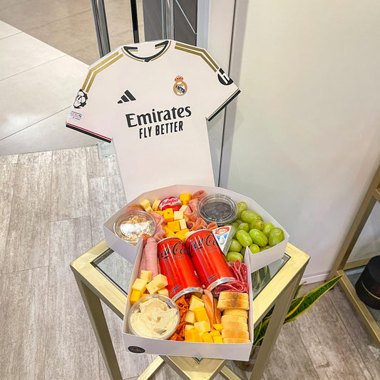 Caja camisola quesos y jamones