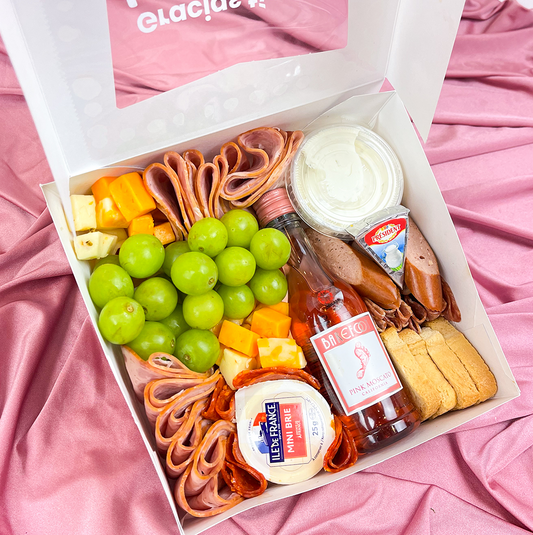 Mini wine (cheese &  jam)